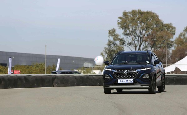 Comment installer un système d'alarme antivol sur une voiture ancienne ?